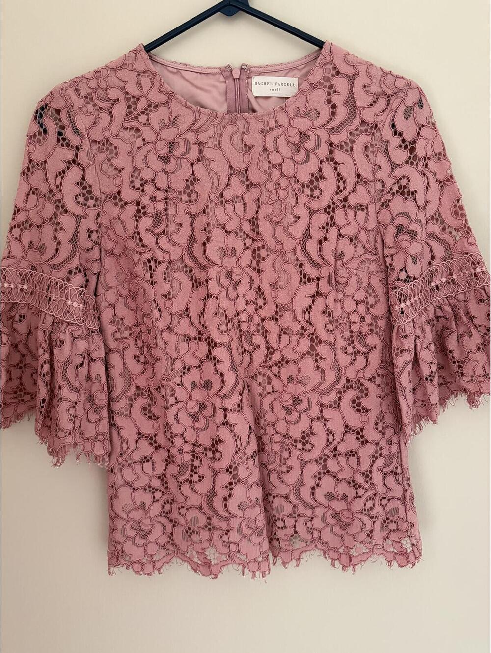 S Rachel Parcell zip back, lace, fully lined